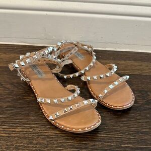 Steve Madden Silver Tan Gladiator Sandals